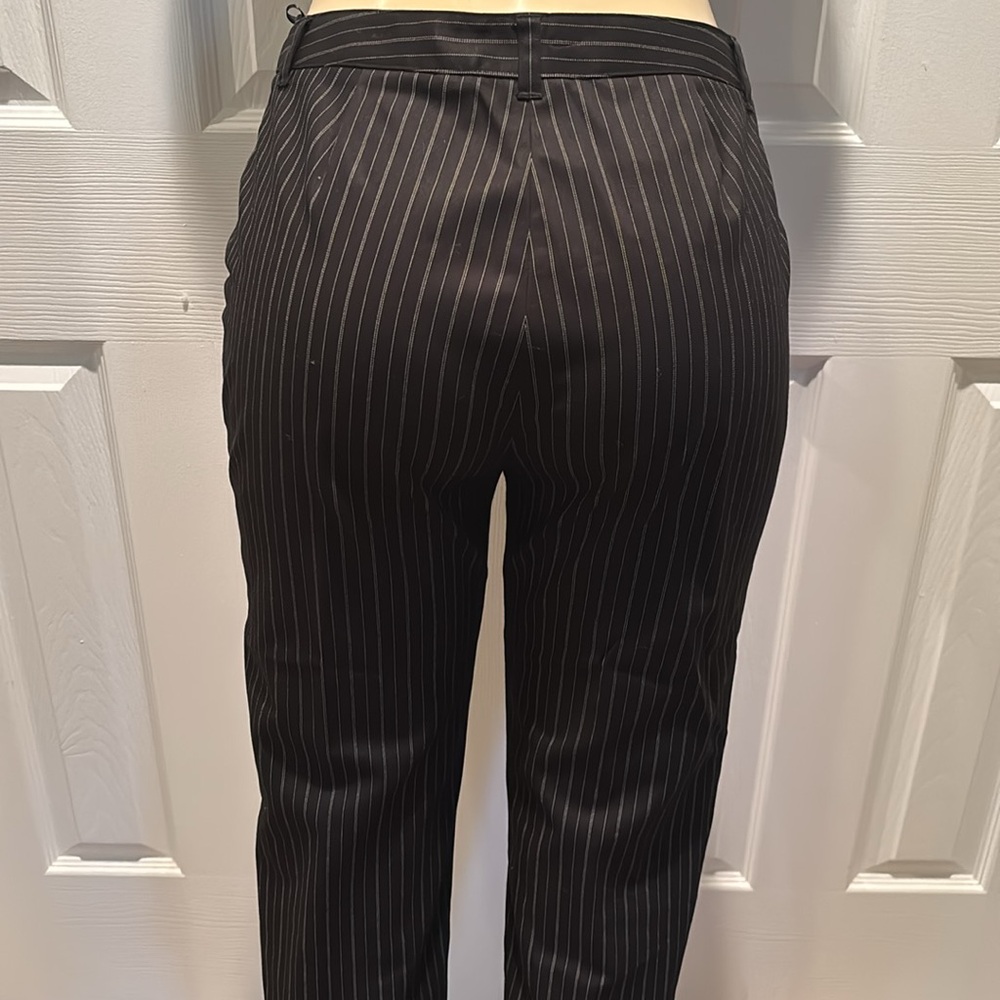 Set JONES New York Black Striped High Rise Straight Leg Pant & pinstripe jacket - Picture 6 of 12